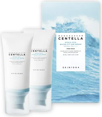 Produktbild von SKIN1004 Madagascar Centella Hyalu-Cica Water-Fit Sun Serum SPF50+ PA++++ 100 ml - Sonnenschutz für empfindliche Haut mit Hyaluronsäure & Niacinamide
