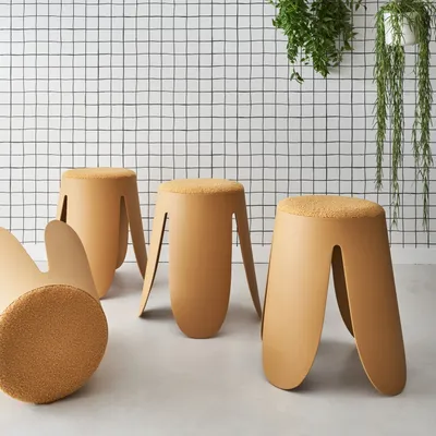 Produktbild von sweeek - 4er Set stapelbare Hocker, strukturierter Bouclébezug - Senffarben