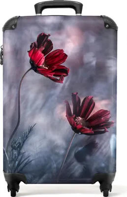 Produktbild von NoBoringSuitcases.com® Koffer Handgepäck Trolley Rollkoffer Kleine Reisekoffer mit 4 Rollen - Blumen - Rot - Pflanzen - Natur - Cabin Size < 55x40x23 cm & 55x40x20 cm - Fotokoffer - Kabinenkoffer - BoardgepäckHandgepäck Koffer 55x35x20 cm, 36L,