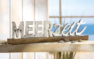 Produktbild von Gilde Schriftzug, Meerzeit, Aluminium, Mangoholz, naturfarben, silberfarben, VE 2 Höhe: 11.00 cm Breite: 5.00 cm Tiefe: 48.00cm 48236
