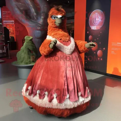 Produktbild von Rostiges REDBROKOLY Lama Maskottchen kostüm gekleidet in ein Ballkleid und Fußpolster