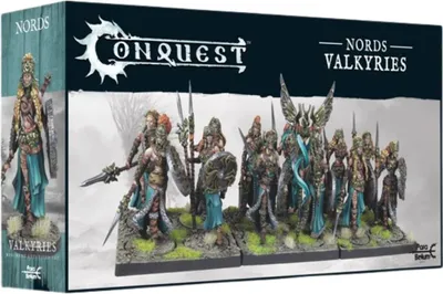Produktbild von Conquest Nords Valkyries Tabletop-Miniaturen, 12er Set, 38 mm Maßstab, mit 2 Kommandomodellen