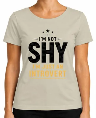 Immagine prodotto di Non sono timida, sono solo introversa. Maglietta con scritta divertente, sarcastica, per donne, colore naturale