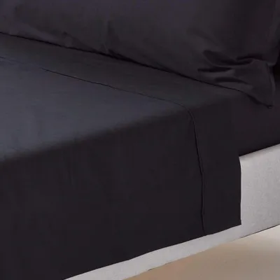 Produktbild von HOMESCAPES Bettlaken ohne Gummizug schwarz, Fadendichte 200, 230 x 255 cm