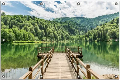 Produktbild von Wallario Outdoor-Poster für Garten oder Balkon, Motiv Steg am See in den Bergen, in ca. 80 x 120 cm