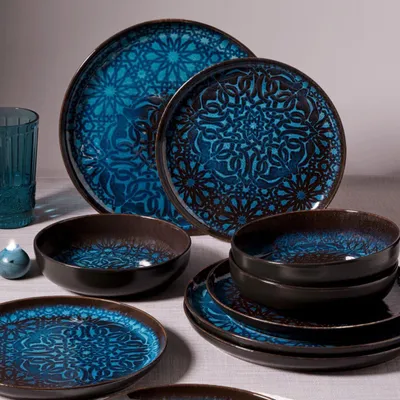 Produktbild von Hermia Concept, Hochwertiges 12-teiliges Dinner Set aus 100% Porzellan | 4 Servierplatten (25 x 25 x 2 cm), 4 Teller (16 x 16 x 4 cm), 4 Dessertteller (21 x 21 x 2 cm) | Spülmaschinen- und mikrowellenfest.
