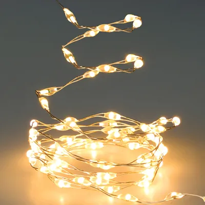 Produktbild von Draht Lichterkette warm weiß mit Timer - 200 cm / 132 LED - Weihnachts Deko Leuchtdraht Batterie betrieben - Advent Winter Deko Silberdraht Beleuchtun