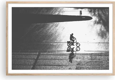Produktbild von Gerahmtes Poster - Rahmen in heller Eiche - Schwarzweiß Radfahrer Einsamkeit - 91,5x61 cm - Wand Bild - Wanddeko - Wandbilder - Kunstposter - Wandposter - Bilderrahmen - Bilder - P2NAA91x61-4479