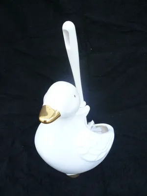 Produktbild von WC-Bürstengarnitur aus Keramik in Form einer Ente Dekor weiß mit goldstaffage