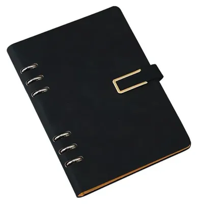 Obrázok produktu pre A5 zápisník s krúžkovou väzbou, obal z umelého koženého materiálu, čierna farba, s magnetickým zapínaním, možnosť dopĺňania strán