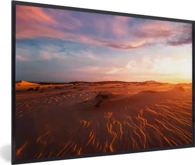 Produktbild von MuchoWow® Gerahmtes Poster Sand - Landschaft - Himmel - Wüste 60x40 cm - Poster mit Schwarzem Bilderrahmen Wandposter Rahmen Foto Bilder - Printing - Wanddeko Schlafzimmer