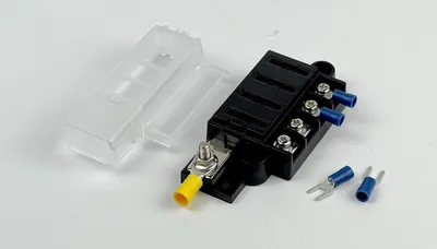 Produktbild von 4fach Sicherungshalter Sicherungskasten Kompakt 12V/24V KFZ LKW Mit Kabelschuhe