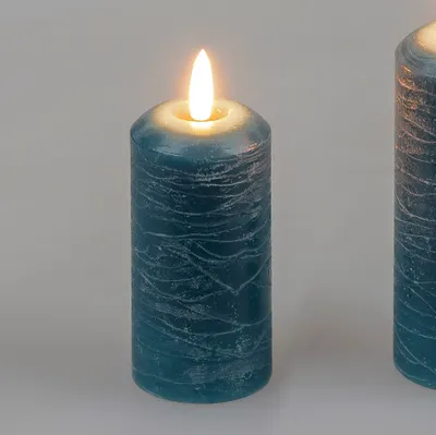 Produktbild von LED Kerze RUSTIK blau H. 10cm D. 5cm mit Timer aus Wachs Formano