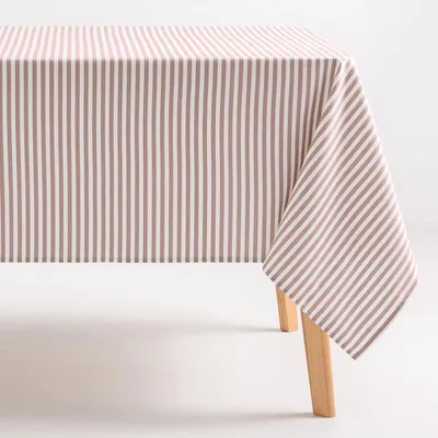 Zdjęcie produktu dla Obłuszek stołowy GAMUSI, odporny na plamy – 140x140 cm – kolor łososia beżowego – mieszanka bawełny i poliestru – wzór Arenza (paski) – wodoodporna obrus. Styl: rustykalny