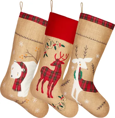 Produktbild von BRUBAKER 3er Set Weihnachtsstrümpfe zum Befüllen und Aufhängen - Rentiere und Eisbär - 52 cm große Nikolausstrümpfe