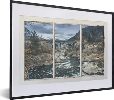 Produktbild von MuchoWow® Gerahmtes Poster Aussicht - Brücke - Wasser 40x30 cm - Poster mit Schwarzem Bilderrahmen Wandposter Rahmen Foto Bilder - Bilderrahmen - Poster im Rahmen