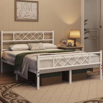 Productafbeelding van Modern Metalen Bedframe met Hoofdeinde en Lattenbodem - 140x200cm