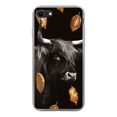 Produktbild von MuchoWow® Handyhülle Schutzhülle Hülle für iPhone 7 Schottischer Highlander - Blätter - Gold - Schwarz Silikon Softcase Handy Hülle - Kartenhalter