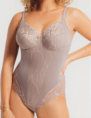Produktbild von Louisa Bracq Julia Body met Beugel 47790 477 TAUPE - größe 95 / D
