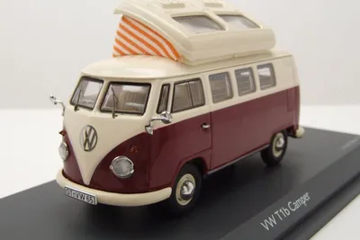 Produktbild von VW T1 Camper Bus Hochstelldach rot beige Modellauto 1:43 Schuco