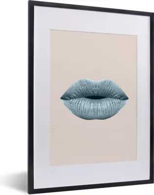 Produktbild von MuchoWow® MuchoWow® Gerahmtes Poster Lippen - Pastell - Grau 30x40 cm - Poster mit zchwarzem Bilderrahmen - Wandposter Schlafzimmer