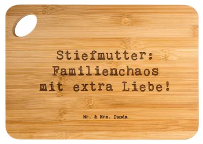Produktbild von Mr. & Mrs. Panda Holzbrett Spruch Stiefmutter Liebe - Transparent - Geschenk, Verwandte, Stiefkind, Schneidebrett, besonders, Brett, Hackbrett, Beziehung, Frühstücksbrett