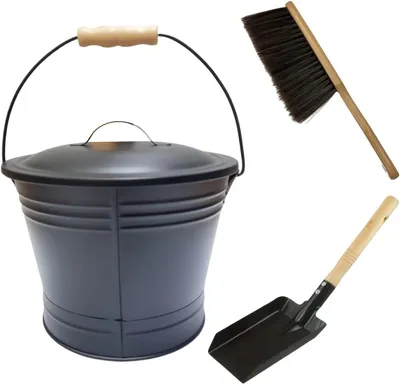 Produktbild von Ascheeimer aus Metall für den Kamin mit Deckel, Schaufel und Besen