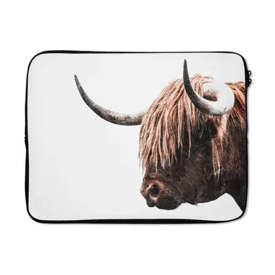 Produktbild von MuchoWow® Laptop Hülle 15 Zoll Schottischer Highlander - Kuh - Hoorn Laptoptasche - Laptoptasche - Sleeve - Rundum-Schutz