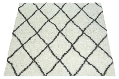Produktbild von Teppich Wohnzimmer Creme Weiß Weich Groß Shaggy Flokati Rauten Muster Hochflor Grösse 80x150 cm