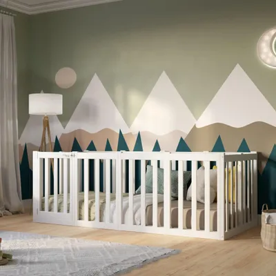 Produktbild von Crazy Pine Kinderbett 120x200 cm – Weiß - Montessori Bodenbett mit Hohem Rausfallschutz 73cm und Öffnbarer Barriere  - Crazy John