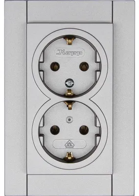 Produktbild von Kopp Athenis stahl / silber Doppel-Steckdose Kinderschutz