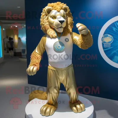 Produktbild von Goldbändiger-Löwen REDBROKOLY Maskottchen kostüm gekleidet mit Badebekleidung und Armbanduhren