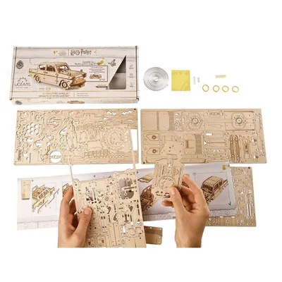 Obrázek produktu pro 3D puzzle, létající Ford Anglia, Ugears, dřevo, 246 dílků
