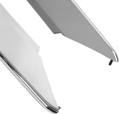 Immagine prodotto di 1 coppia di modanature decorative per paraurti anteriore, cromate, 673007201, ricambio per Maserati Quattroporte M156 Facelift 2017+