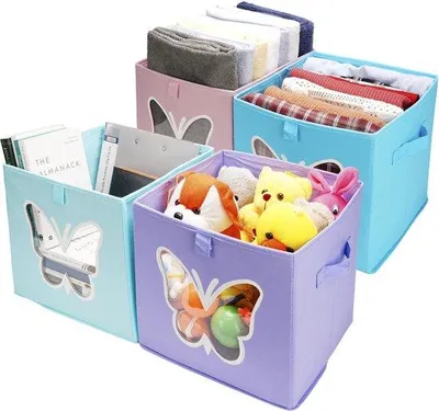Zdjęcie produktu dla Zestaw 4 składanych pojemników do przechowywania Unyqoos®, wymiar 30 x 30 x 30 cm, wykonane z przewiewnego materiału, z uchwytami i okienkiem – stylowe rozwiązanie do przechowywania zabawek i ubrań