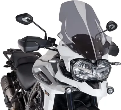 Obrázek produktu pro Tmavě zakouřená zástěna PUIG touring 620x495mm pro Triumph