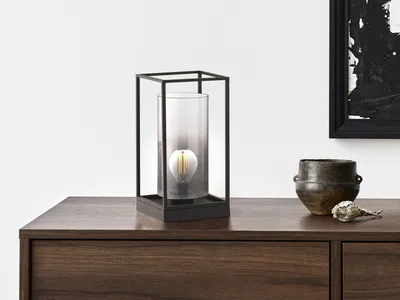 Produktbild von Fischer & Honsel Samu Tischleuchte E27 schaltbar Glas rauchfarben sandschwarz 50622