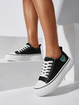 Produktbild von Damen-Sneakers mit Herz-Patch Sweet Heart, Größe 39