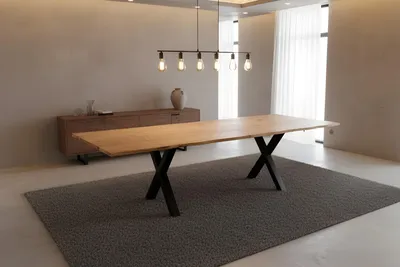 Produktbild von Esstisch 180(280)x90 cm mit Ansteckplatten Baumkante Wildeiche massiv X-Gestell schwarz SERRA