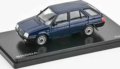Image de Skoda Forman (1993) Bleu roi ABREX 1:43