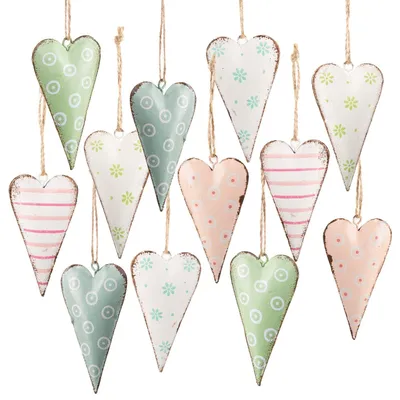 Produktbild von 12 Frühling Deko Herzen 8 cm Pastell rosa grün Hängedeko