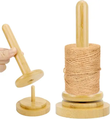 Produktbild von Wollabwickler aus Holz, 360° drehbar, ergonomisch, tragbar