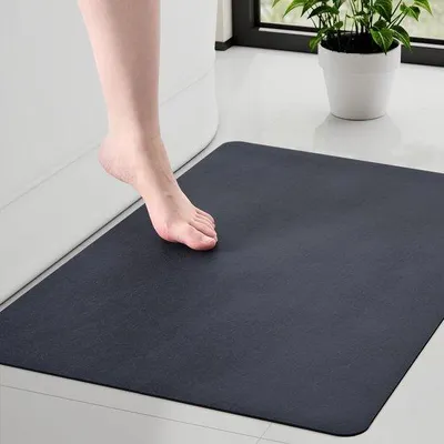 Productafbeelding van Antislip Badmat 45 x 70 cm - Absorberend, Sneldrogend en Wasbaar voor Douche en Bad