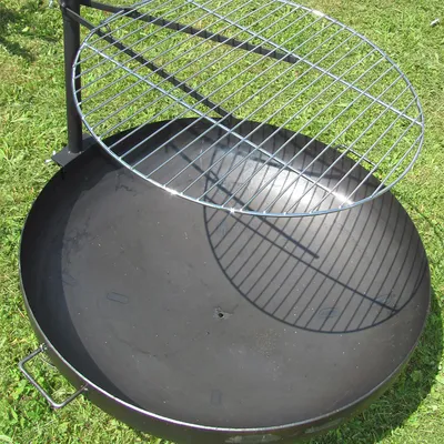 Produktbild von verchromter Grillrost Ø40cm mit Halterung für Feuerschalen bis 55cm