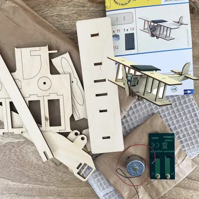 Image de Maquette solaire en bois - Biplan