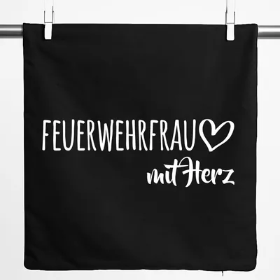 Produktbild von Huuraa Kissenbezug Feuerwehrfrau mit Herz 40x40cm Black Baumwolle Dekokissenbezug Geschenkidee