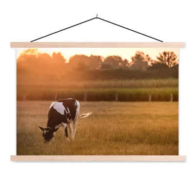 Produktbild von MuchoWow® Textilposter Kuh - Sonne - Tiere 120x80 cm mit holzfarbenen Rahmen - Aufhängeset