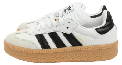 Image de Baskets Adidas, taille 36 2/3