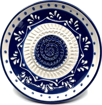 Produktbild von Kaladia Keramik Reibeteller handbemalt in Weiß/Blau - Durchmesser ca. 12cm - spülmaschinengeeignet