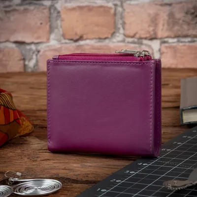 Immagine prodotto di Portafoglio da donna Belveder, in vera pelle, stile vintage, color viola/prugna, modello 2166